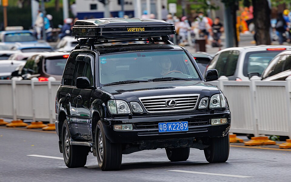 LX 470